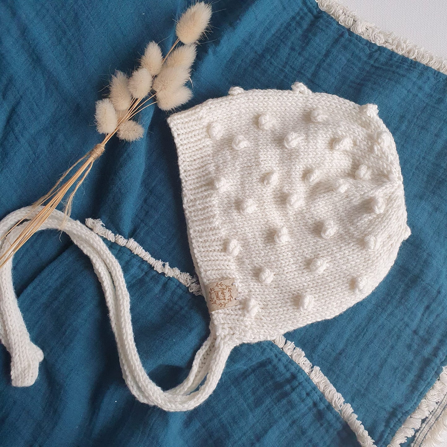 Bobble Bonnet