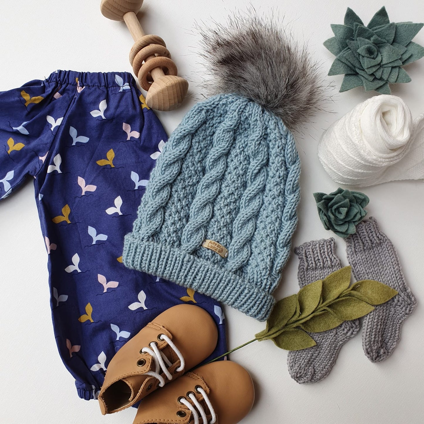 Cable Beanie Hat - Pompom Aubrey Louise