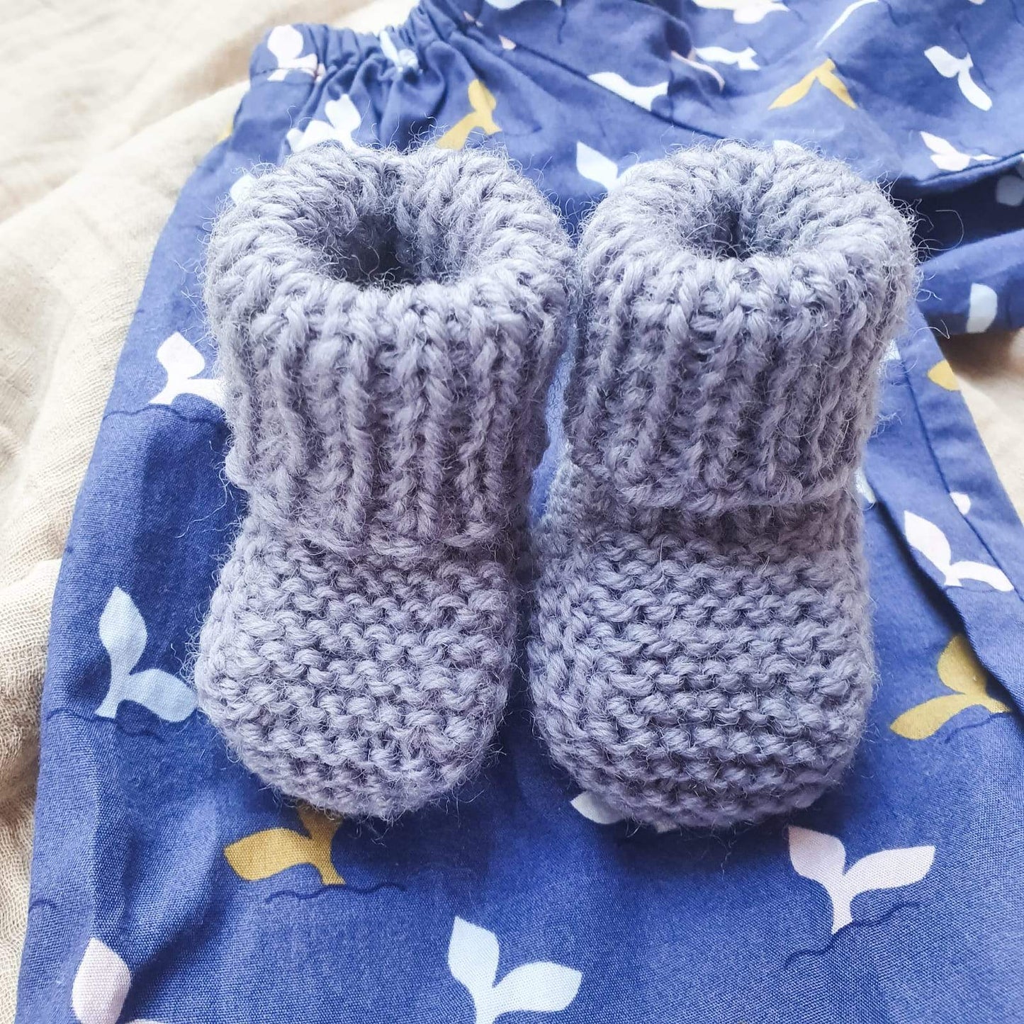 Garter booties Booties/Socks/Mittens Aubrey Louise